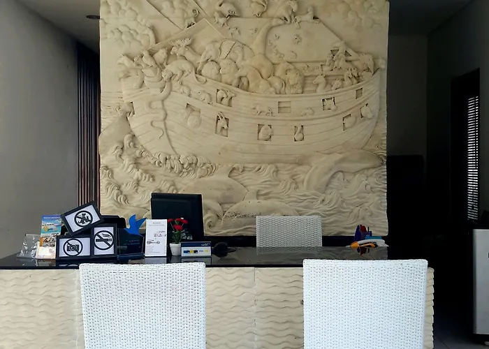 Noah And Chapel * Jimbaran (Bali)