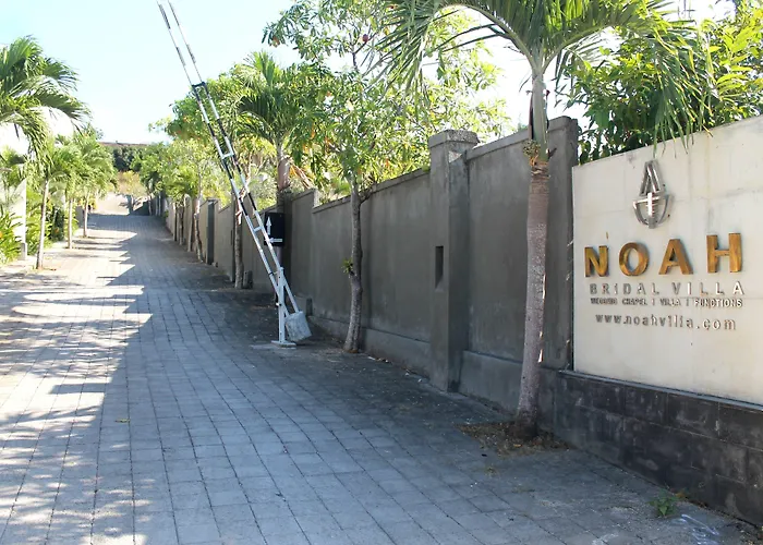 Noah And Chapel Jimbaran (Bali)